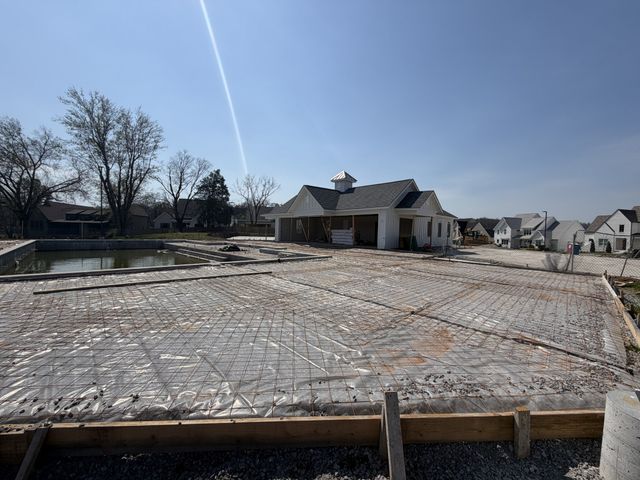 2068 Conductor Ln, Thompsons Station, TN 37179