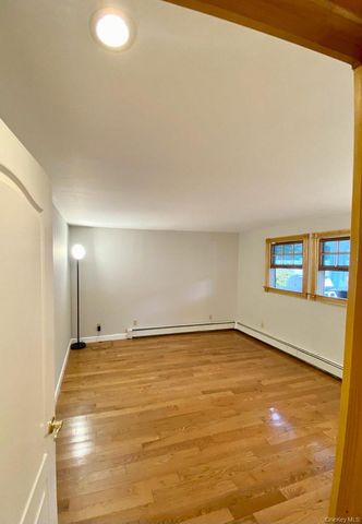1630 Jefferson Avenue, West Islip, NY 11795