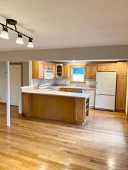 1630 Jefferson Avenue, West Islip, NY 11795