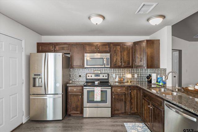 541 Foster, Canton, TX 75103