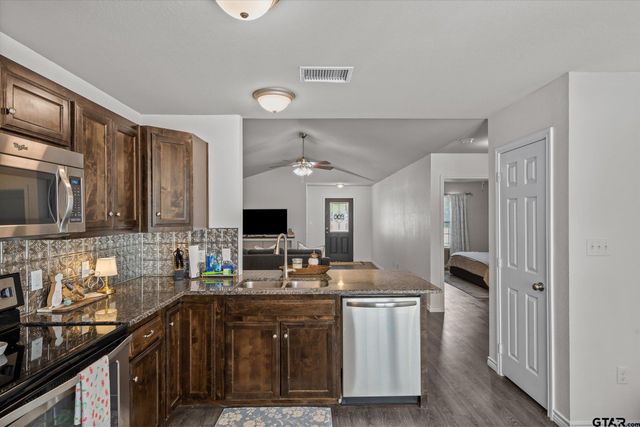 541 Foster, Canton, TX 75103