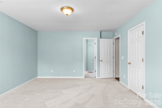 106 Miller Pointe Way, Winston Salem, NC 27106