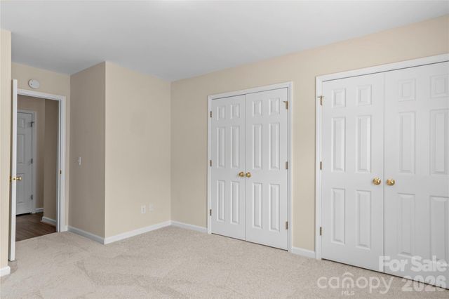106 Miller Pointe Way, Winston Salem, NC 27106