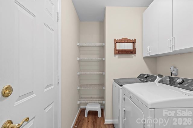 106 Miller Pointe Way, Winston Salem, NC 27106