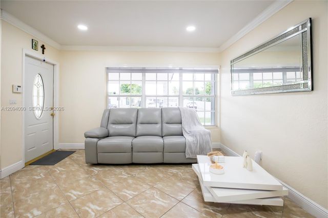 188 E 59th Street, Hialeah, FL 33013