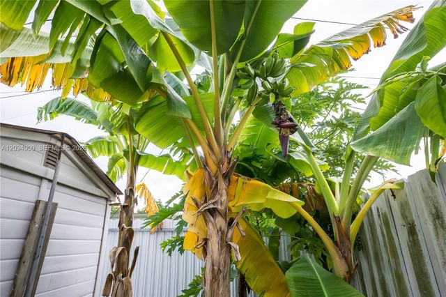 188 E 59th Street, Hialeah, FL 33013