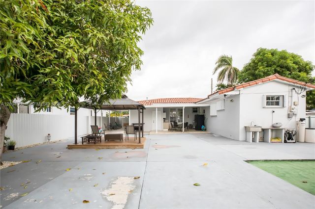 188 E 59th Street, Hialeah, FL 33013