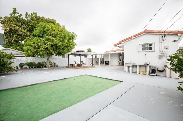 188 E 59th Street, Hialeah, FL 33013