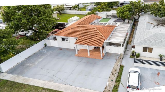 188 E 59th Street, Hialeah, FL 33013
