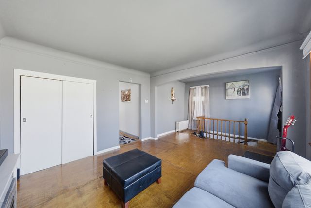 3524 N OZARK Avenue, Chicago, IL 60634