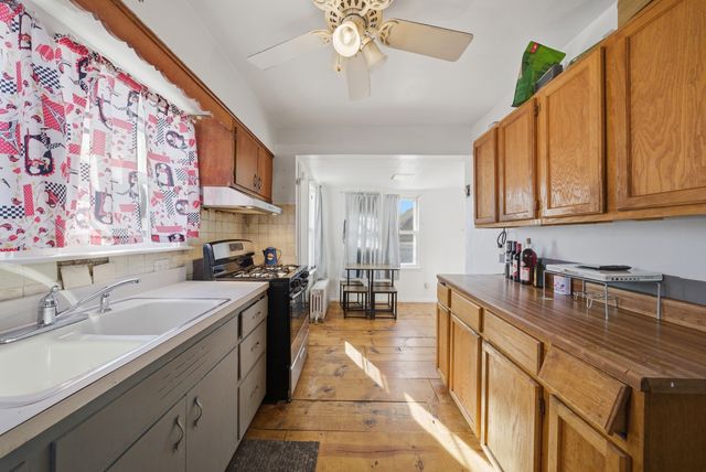 3524 N OZARK Avenue, Chicago, IL 60634