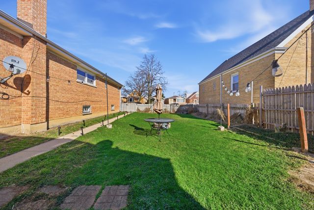 3524 N OZARK Avenue, Chicago, IL 60634