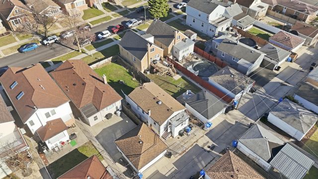 3524 N OZARK Avenue, Chicago, IL 60634