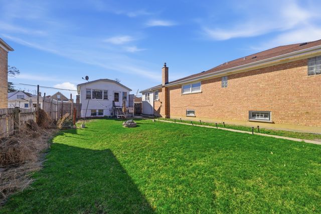 3524 N OZARK Avenue, Chicago, IL 60634