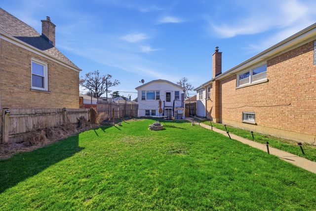 3524 N OZARK Avenue, Chicago, IL 60634