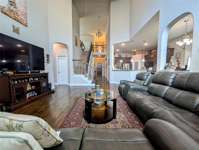 2472 Twin Oaks Drive, Little Elm, TX 75068