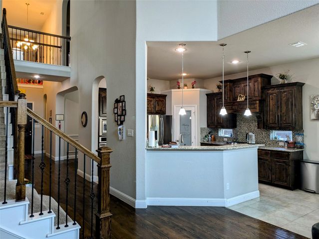 2472 Twin Oaks Drive, Little Elm, TX 75068
