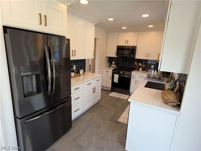 3895 E 189th Street, Cleveland, OH 44122