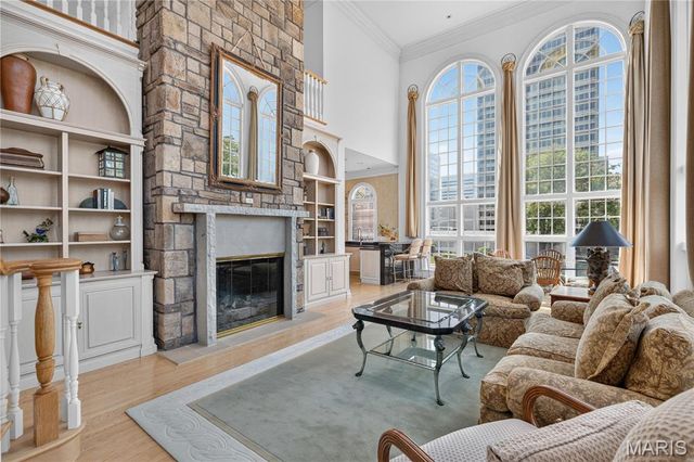 103 Linden Avenue, Clayton, MO 63105