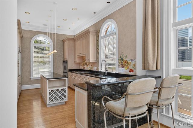 103 Linden Avenue, Clayton, MO 63105