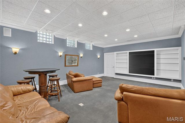 103 Linden Avenue, Clayton, MO 63105