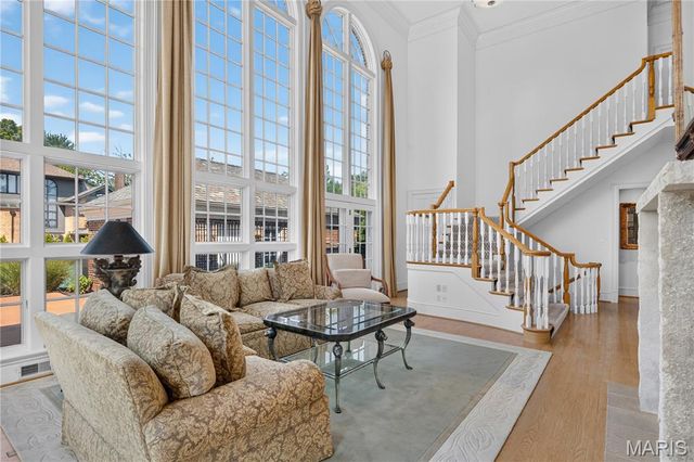 103 Linden Avenue, Clayton, MO 63105