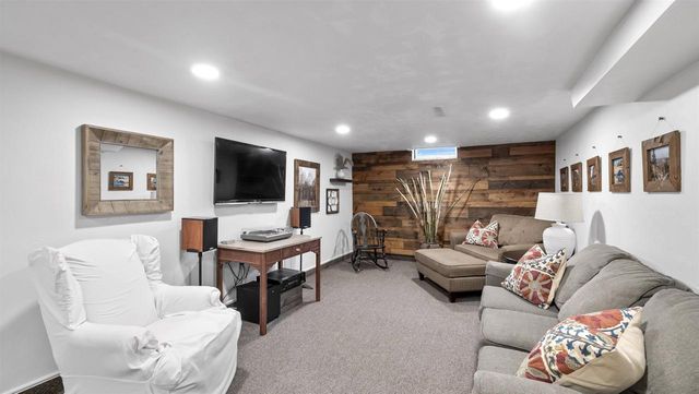 1342 E FRANCES STREET, Appleton, WI 54911