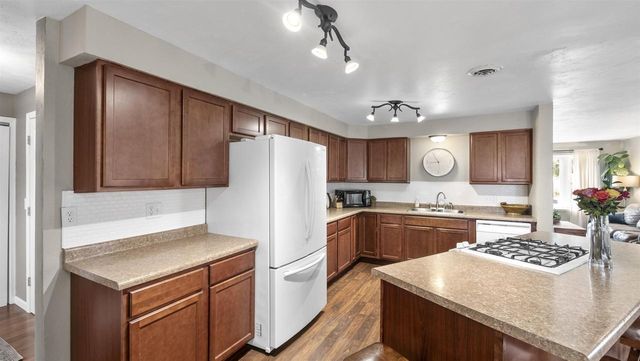 1342 E FRANCES STREET, Appleton, WI 54911