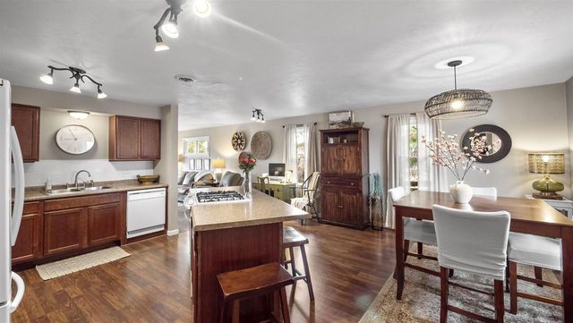 1342 E FRANCES STREET, Appleton, WI 54911