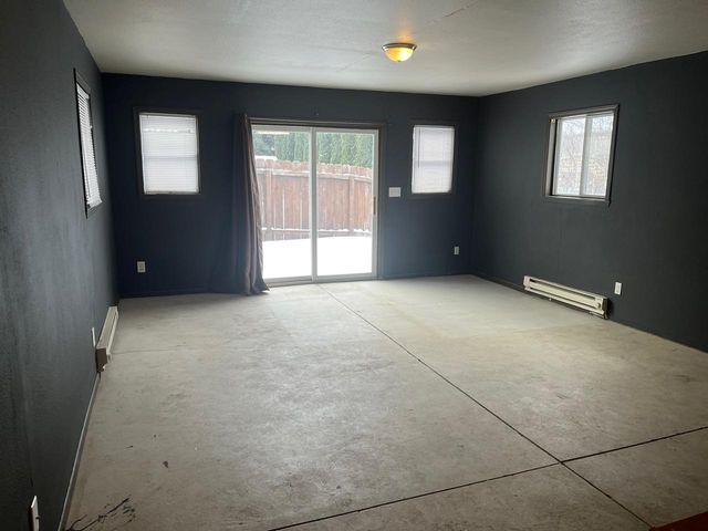 3025 18th Street S, Fargo, ND 58103