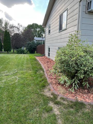 3025 18th Street S, Fargo, ND 58103