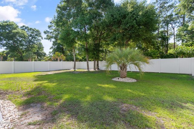 1574 Harbour Place Drive, Calabash, NC 28467