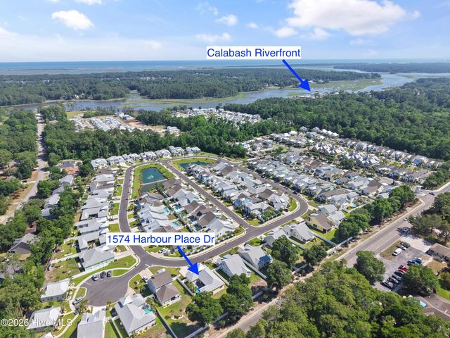 1574 Harbour Place Drive, Calabash, NC 28467