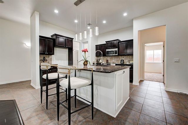 2801 Firewheel Road, Edmond, OK 73013