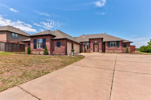 2801 Firewheel Road, Edmond, OK 73013