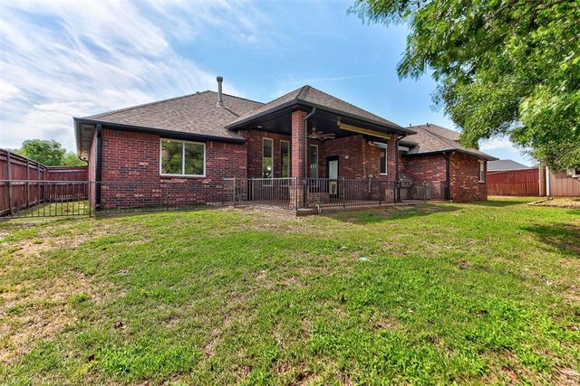 2801 Firewheel Road, Edmond, OK 73013