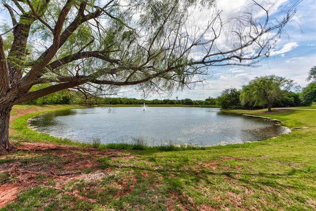 2801 Firewheel Road, Edmond, OK 73013