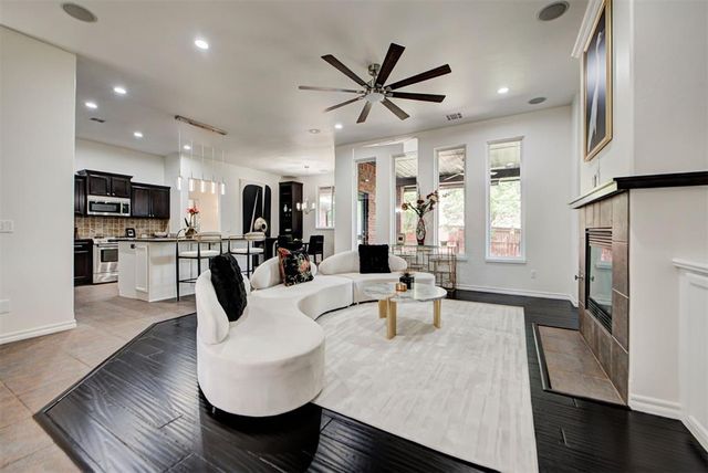 2801 Firewheel Road, Edmond, OK 73013