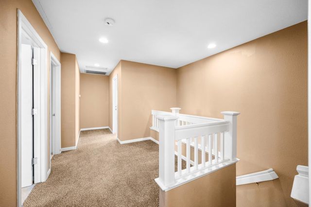 2385 S Creekside Drive, Los Banos, CA 93635