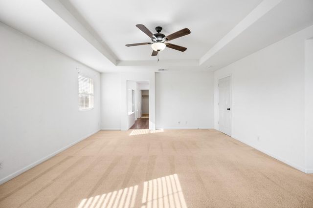 2385 S Creekside Drive, Los Banos, CA 93635