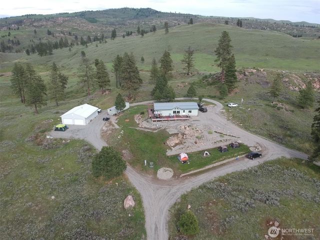 182 Point Drive, Oroville, WA 98844