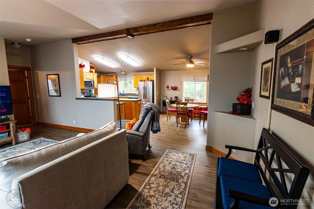 182 Point Drive, Oroville, WA 98844