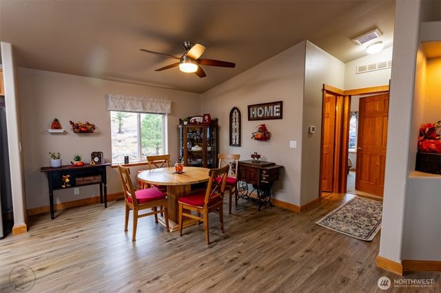 182 Point Drive, Oroville, WA 98844