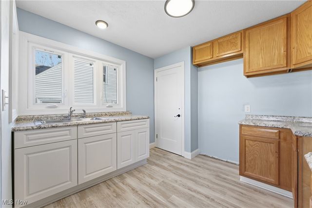 1202 28th Street NE, Canton, OH 44714