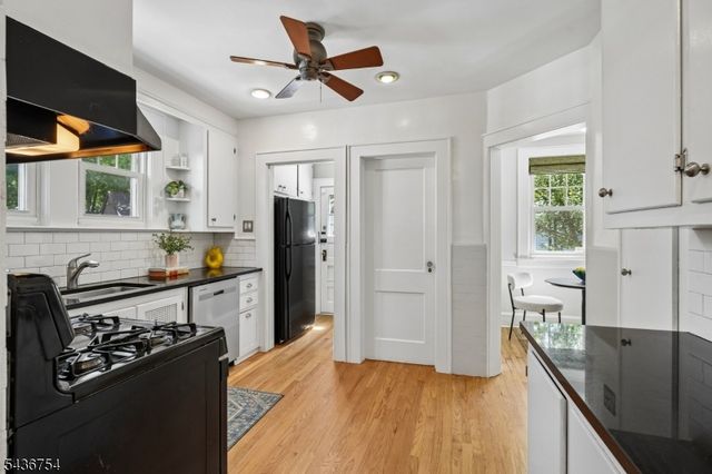 32 Rutgers St, Maplewood Twp., NJ 07040