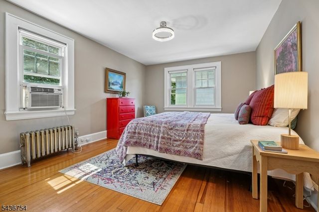 32 Rutgers St, Maplewood Twp., NJ 07040