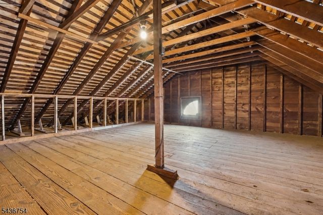 32 Rutgers St, Maplewood Twp., NJ 07040