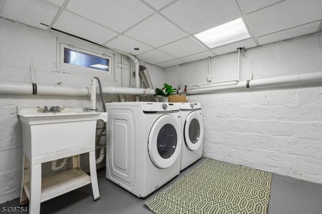 32 Rutgers St, Maplewood Twp., NJ 07040