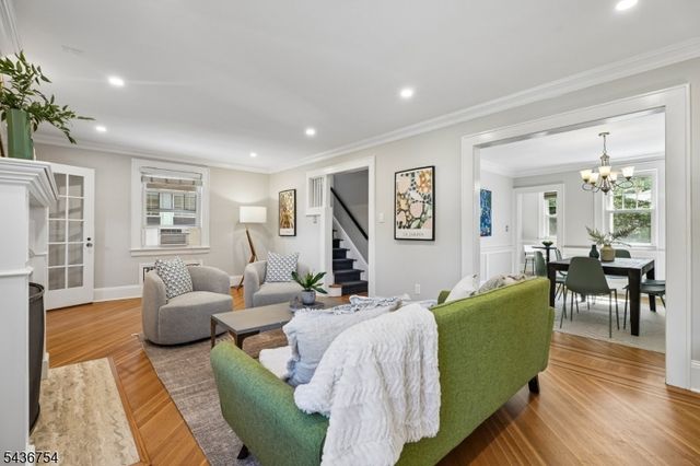 32 Rutgers St, Maplewood Twp., NJ 07040