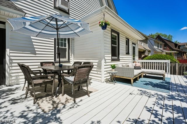 32 Rutgers St, Maplewood Twp., NJ 07040